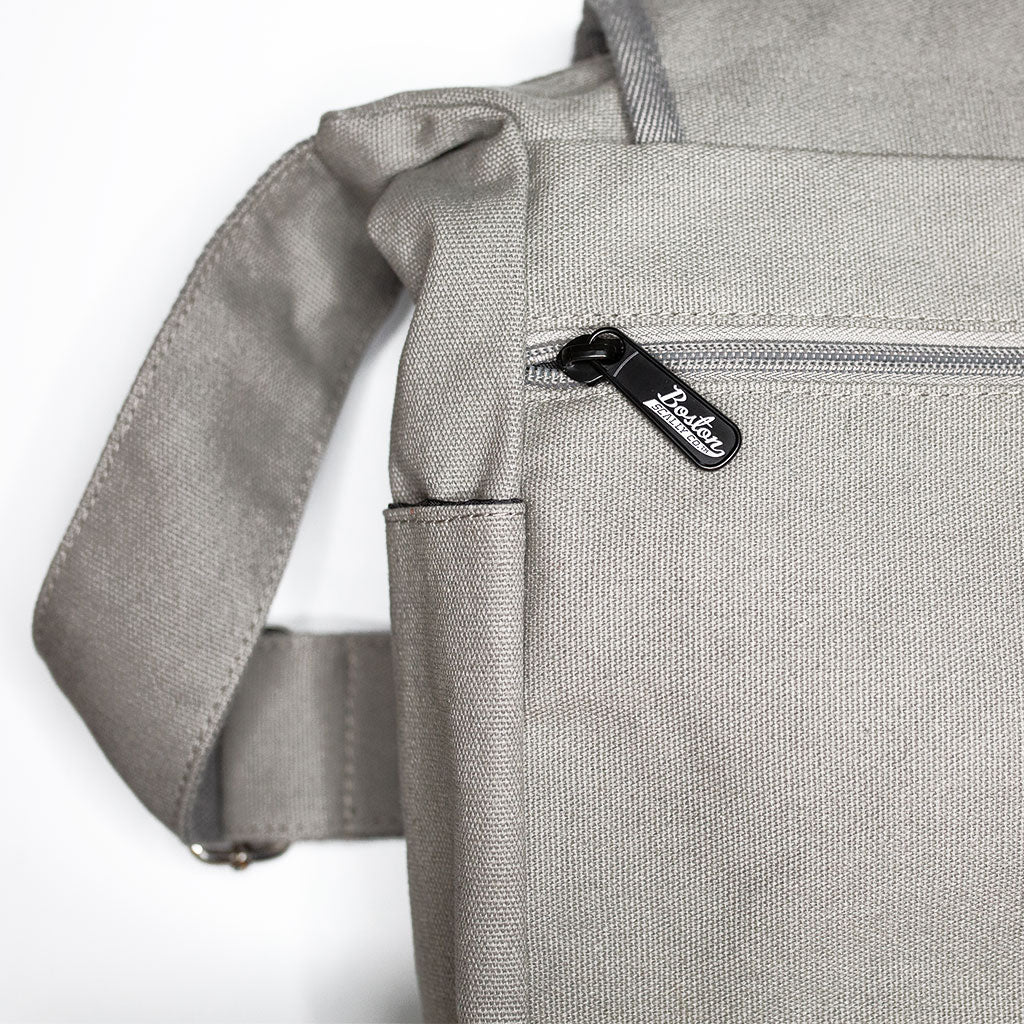 Boston Scally The Messenger Bag - Light Grey - Image 4
