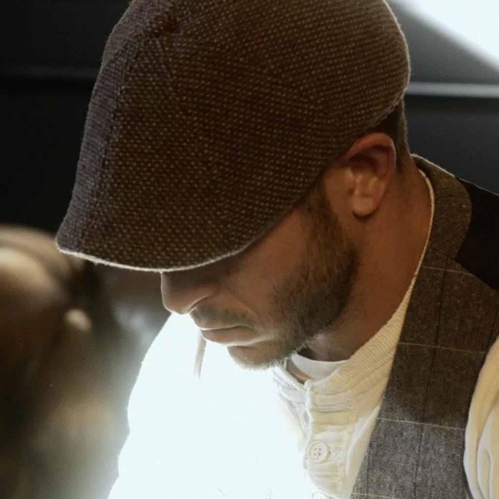 The Newsboy Boston Scally Cap - Grey/Brown - Image 10